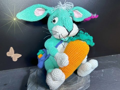 Häkelanleitung für die Hasendame Ulla als PDF