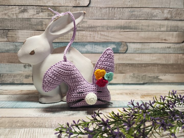 Häkelanleitung "Hasenöhrchen-Bande" (Aufhänger/Blumenstecker, 5 versch. )