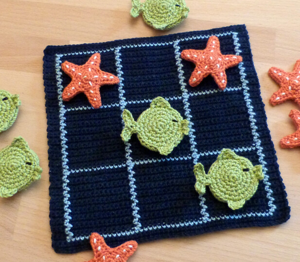 Crochet pattern for a popular family game ocean tic tac toe