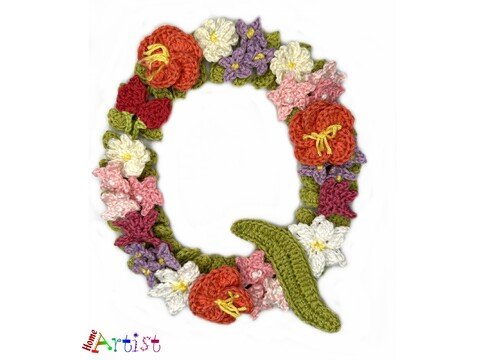 Floral letter Q crochet applique