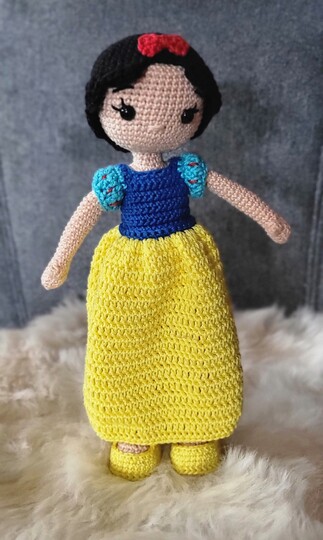 Crochet Pattern Princess Snow Dress Up