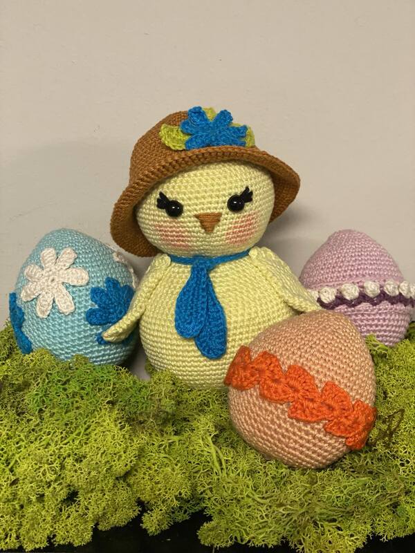 Chick and Easter Eggs Crochet Pattern