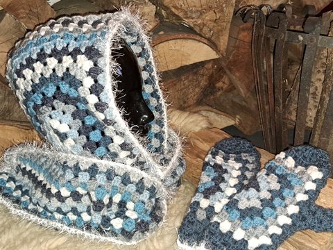 Häkelanleitung * KAPUZENSCHAL & FÄUSTLINGE * - Granny Style