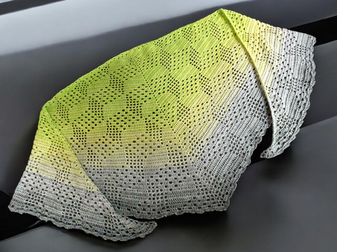 Flaches Dreieckstuch „Hellin BE“ - Häkelanleitung