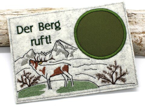 Stickdatei Mugrug Untersetzer Hirsch Berge