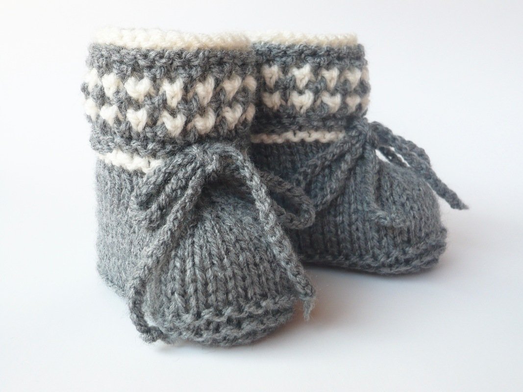 PDF Strickanleitung Babyschuhe gestrickt - E-Book Stricken Perlpatent