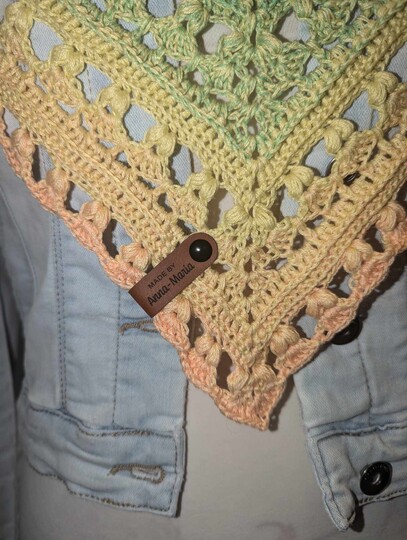 Triangular Scarf "Iphis"