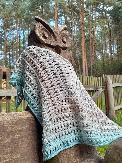 Triangular Scarf "Iphis"