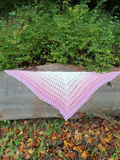 Triangular Scarf "Iphis"