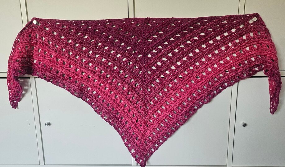 Triangular Scarf "Iphis"