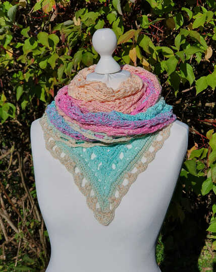 Triangular Scarf "Iphis"