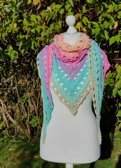 Triangular Scarf "Iphis"