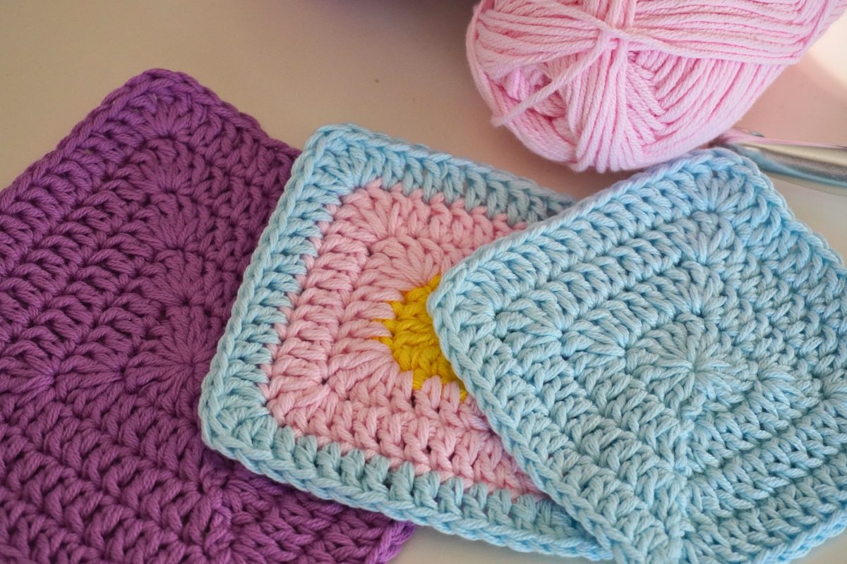 Granny Square Without Gaps | Crochet for Beginners - Image 2