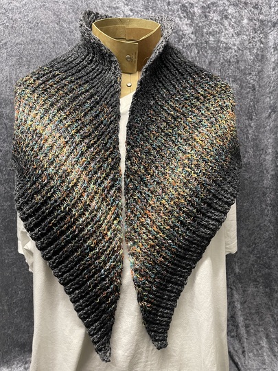 Häkelanleitung für das Dreieckstuch "Rippchen"