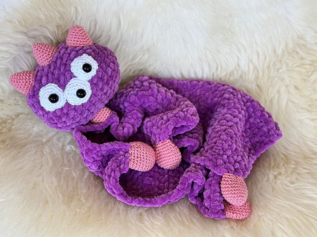 Crochetpattern - Lovey / Comforter Monster "Knirr"