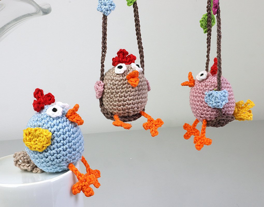 Huhn auf Schaukel - Osterdeko, Rückspiegel-Anhänger Auto