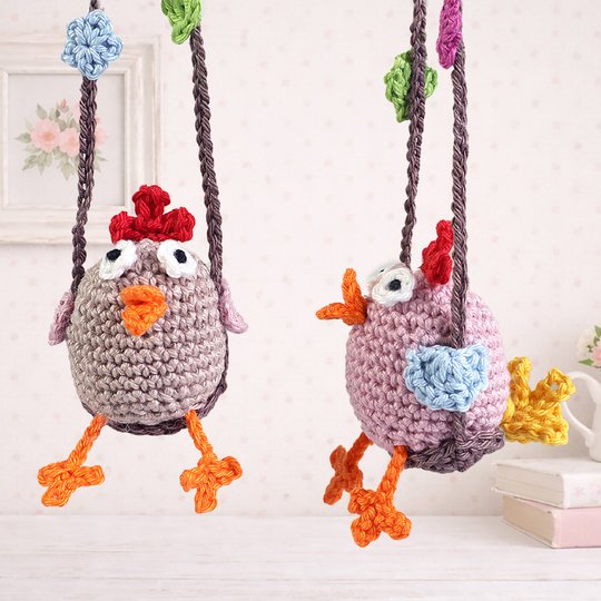 Huhn auf Schaukel - Osterdeko, Rückspiegel-Anhänger Auto