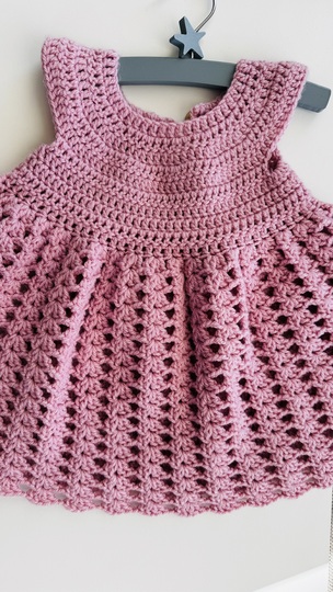 Baby dress Fiona – crochet pattern