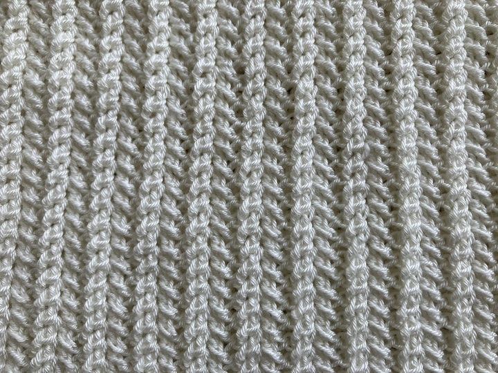 RVO-Pulli mit Herzen - Häkelanleitung