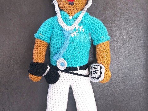 "Arzt Puppe" z.B. als Geschenk, zum Abschied für die Rente  Häkelanleitung