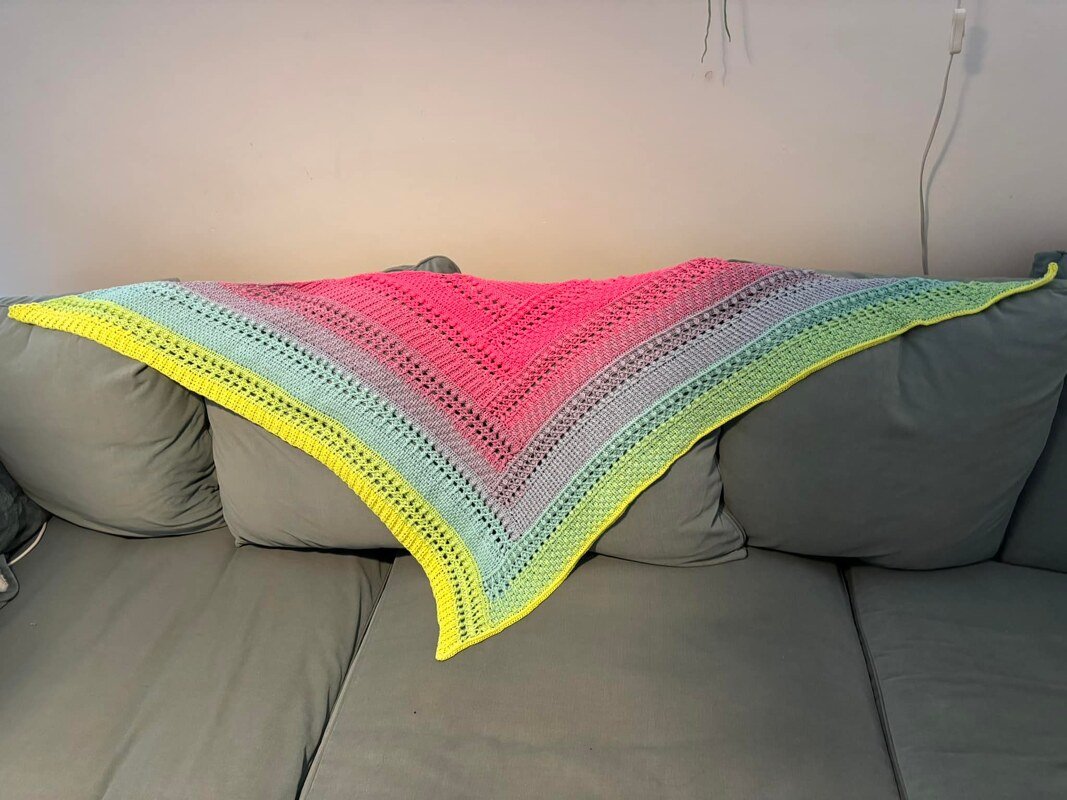 Crochet Pattern Triangular Scarf "Valeria" - Image 37