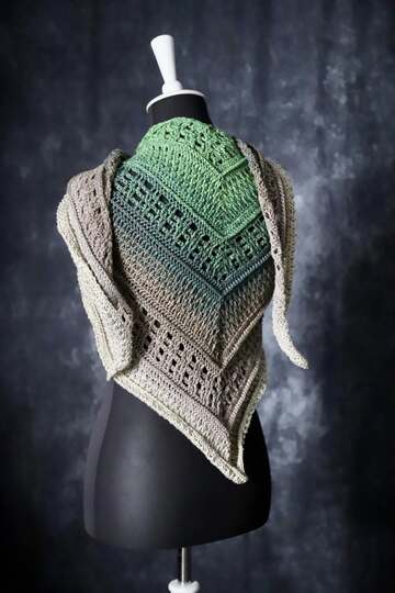 Häkelanleitung weites Dreieckstuch Asgell