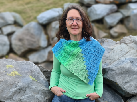 Würfelhäkeln: Frauhohmanns Schulterwärmer "ZickZackTraum"