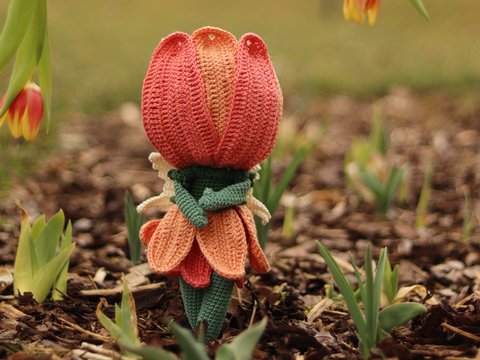 Talia Tulppaani Blumenfee Häkelanleitung