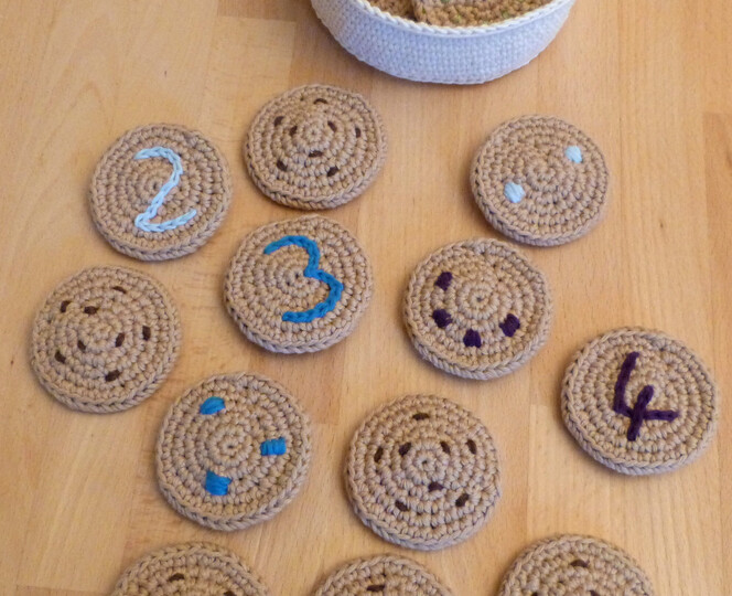 Crochet pattern cookie memory game