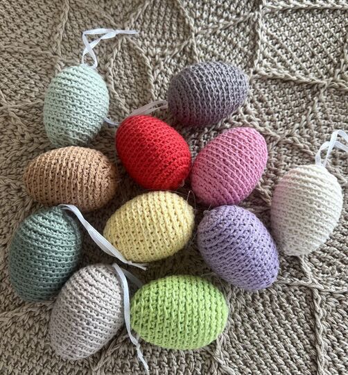 Häkelanleitungen Türkranz, 4 Blüten, Osterei und Osternest