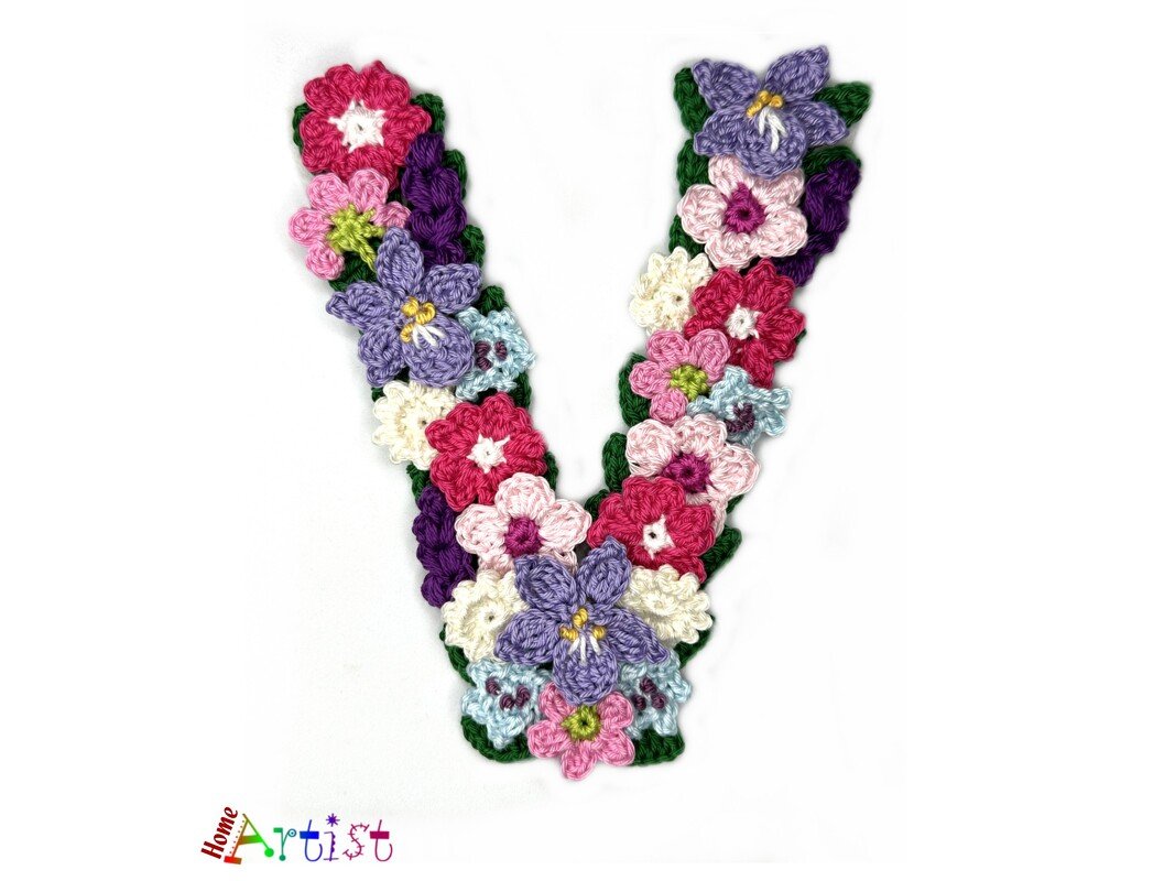 Flower letter V crochet pattern applique - Image 2