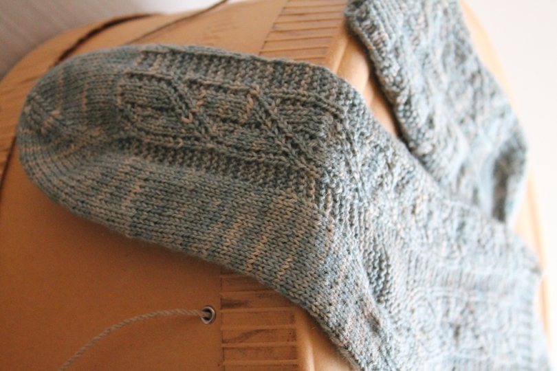 Knitting pattern, socks, Freya socks