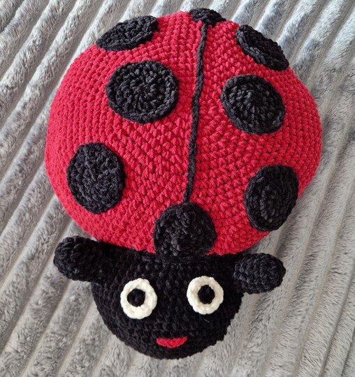 250 Häkelanleitung Kissen Tierkissen Marienkäferchen