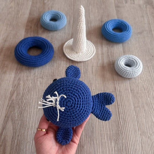 Stapelturm Willy der Wal - Häkelanleitung | Deutsch & Englisch