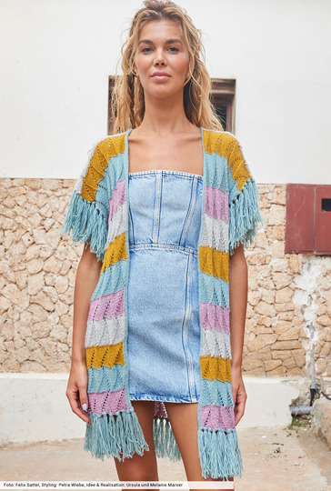 Gestreifte Weste mit Fransen