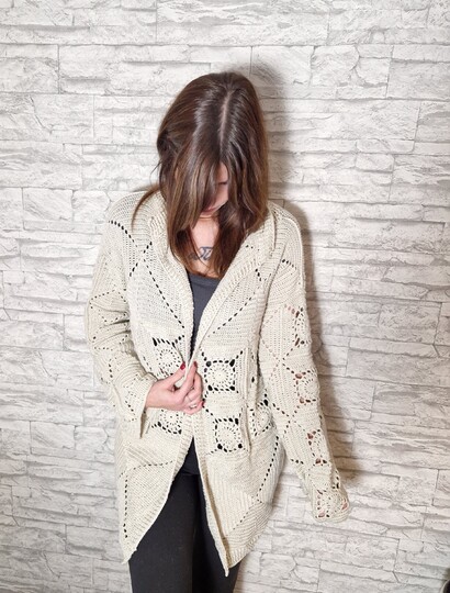 247 Häkelanleitung Granny Jacke Häkeljacke Hellbeige 36/40