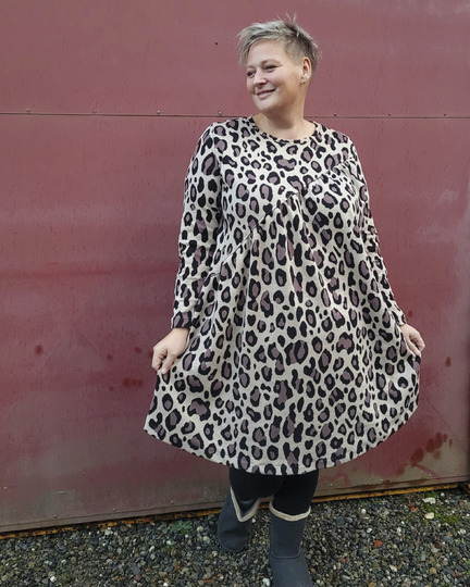 KLEID "FRU JELLA" - Schnittmuster und Anleitung