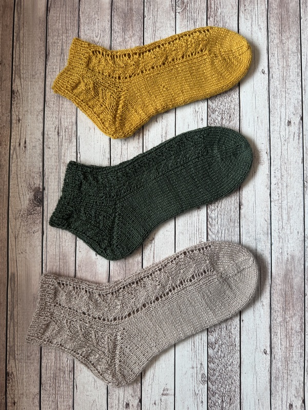 Socken mit leichtem Lace - One Twenty Five