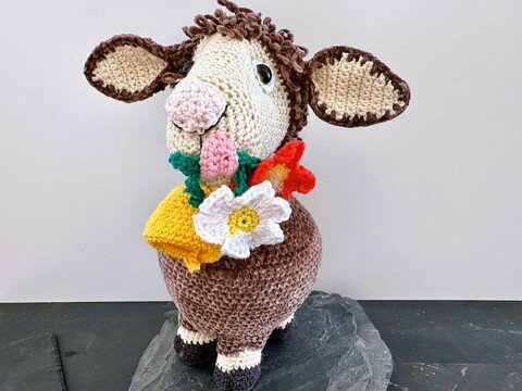 Häkelanleitung für das Schaf Gustavo