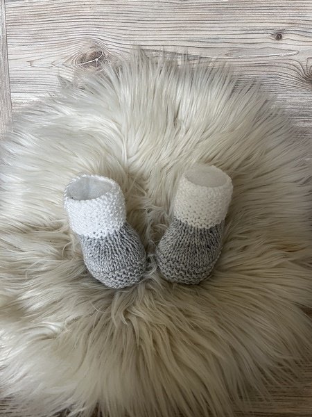 Strickanleitung Babyschuhe bis ca. 6 Monaten tragbar - Bild 5