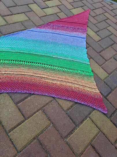 Häkelanleitung asymmetrisches Tuch Fisch-Gretchen