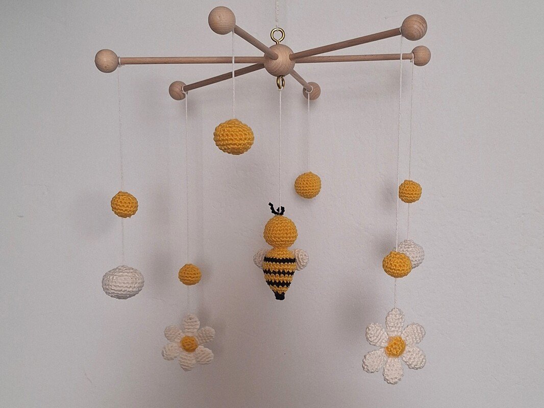 Baby Decoration - Bee - Mobile, Stroller, Maxi Cosi ... - Image 3