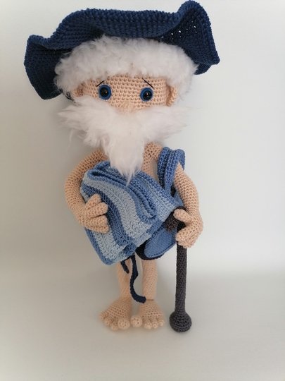 Opa Willi geht baden