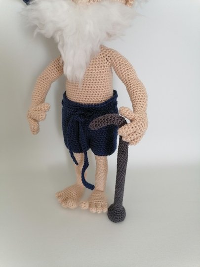 Opa Willi geht baden