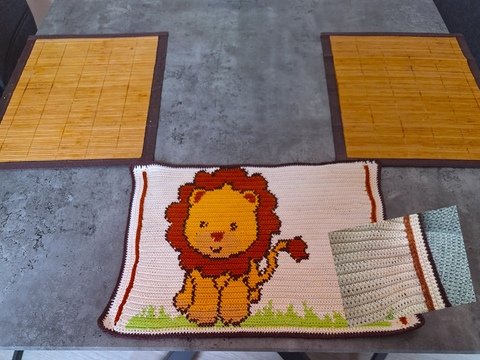 Häkelanleitung Platzset Löwe Tapestry Technik