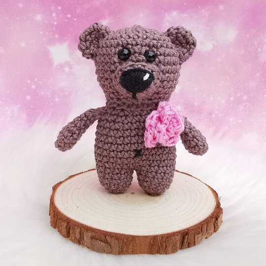 MINI ROSE – Häkelanleitung kleine Blume