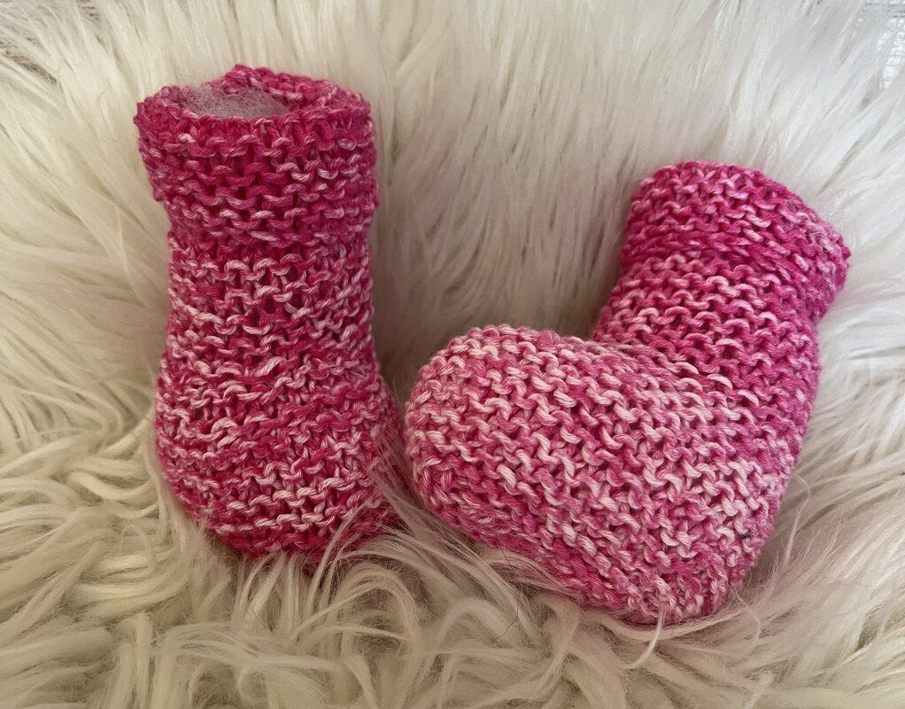 Strickanleitung Babyschuhe bis ca. 6 Monaten tragbar - Bild 2