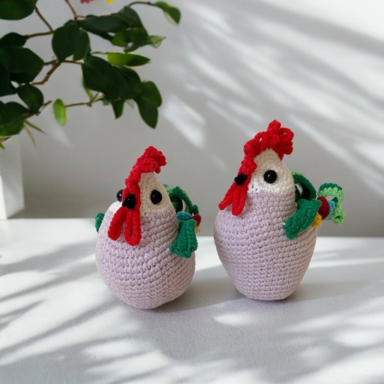 Rooster and Hen. No sew crochet pattern