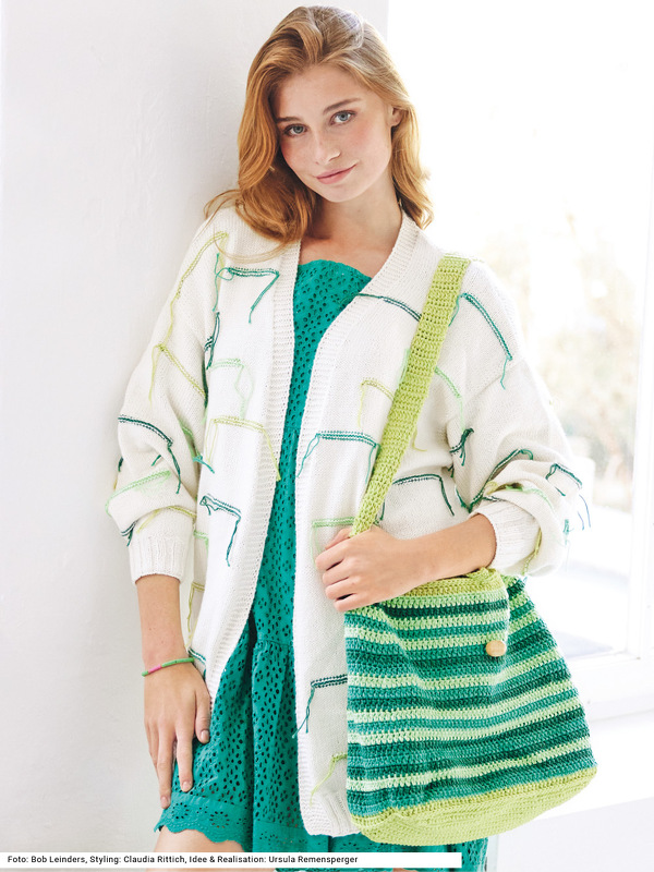 Jacke mit Farbstreifen und Tasche