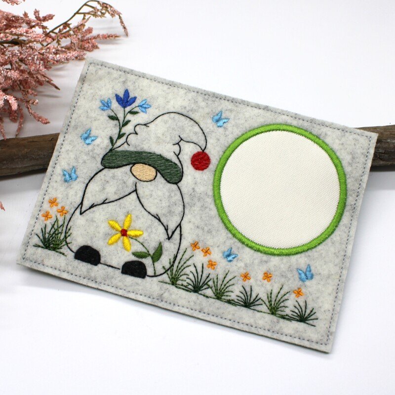 Stickdatei Mugrug Untersetzer Wichtel Frühling Ostern